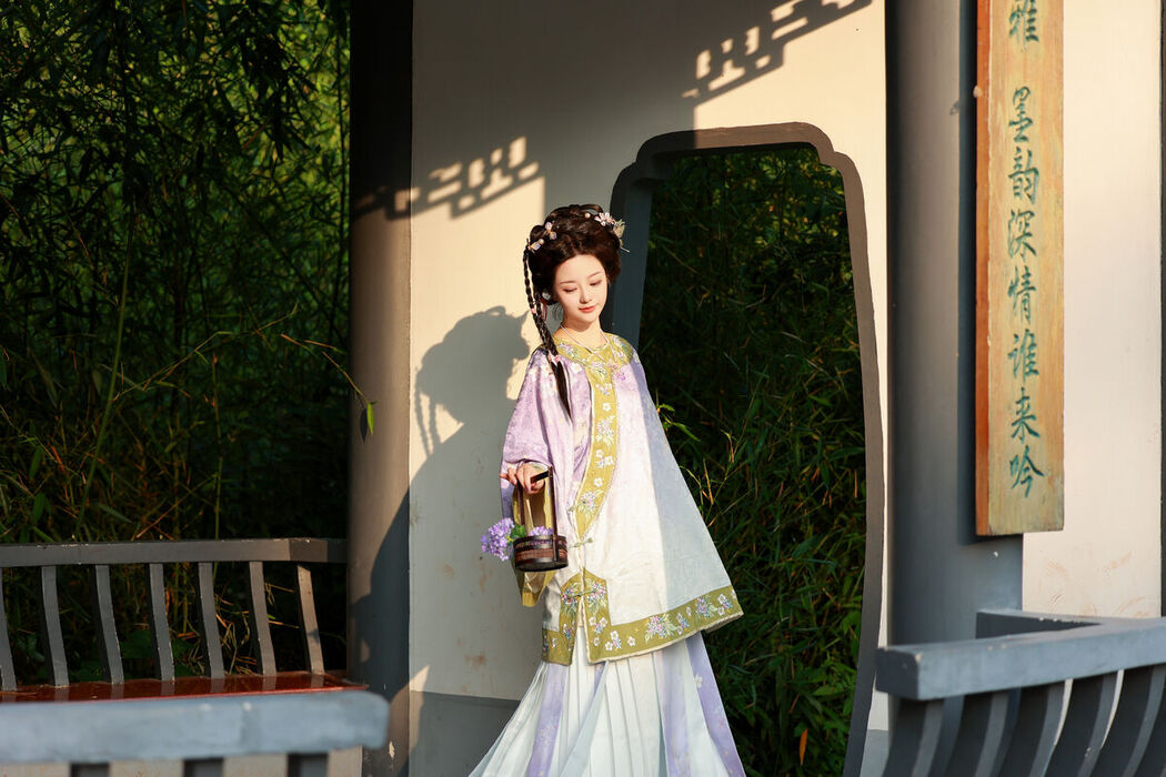 YiTuYu艺图语 Vol.7391 Bu Ke Ai De He He Miao