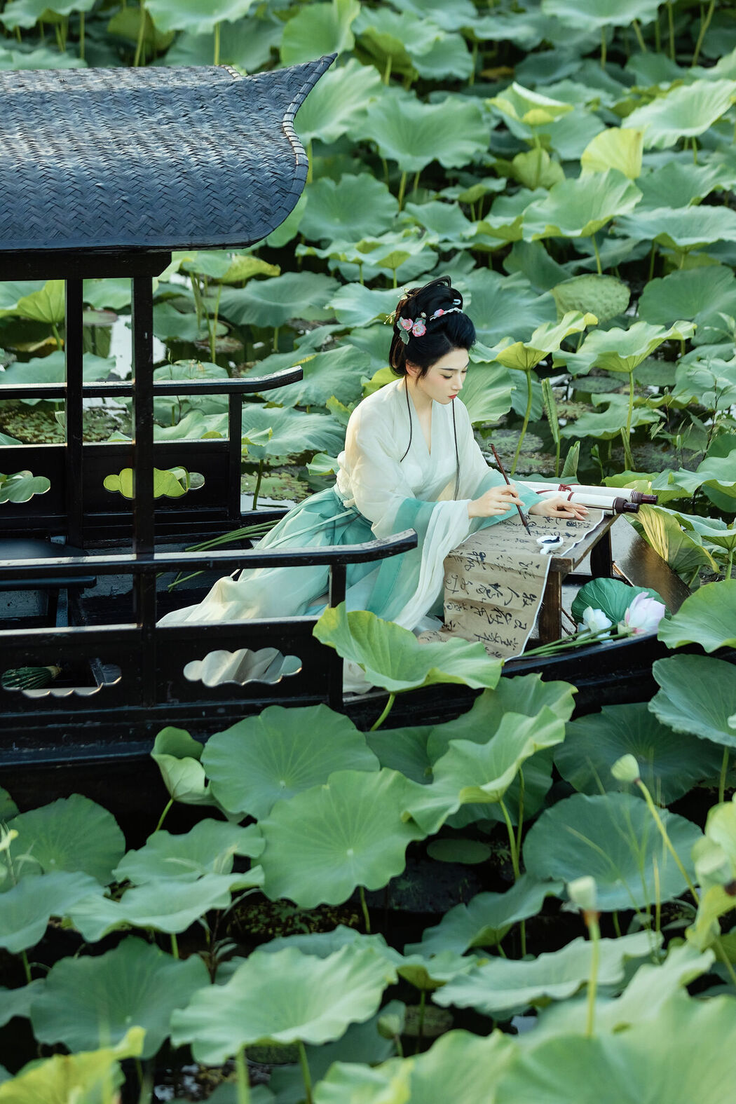 YiTuYu艺图语 Vol.7476 La Tu Tou