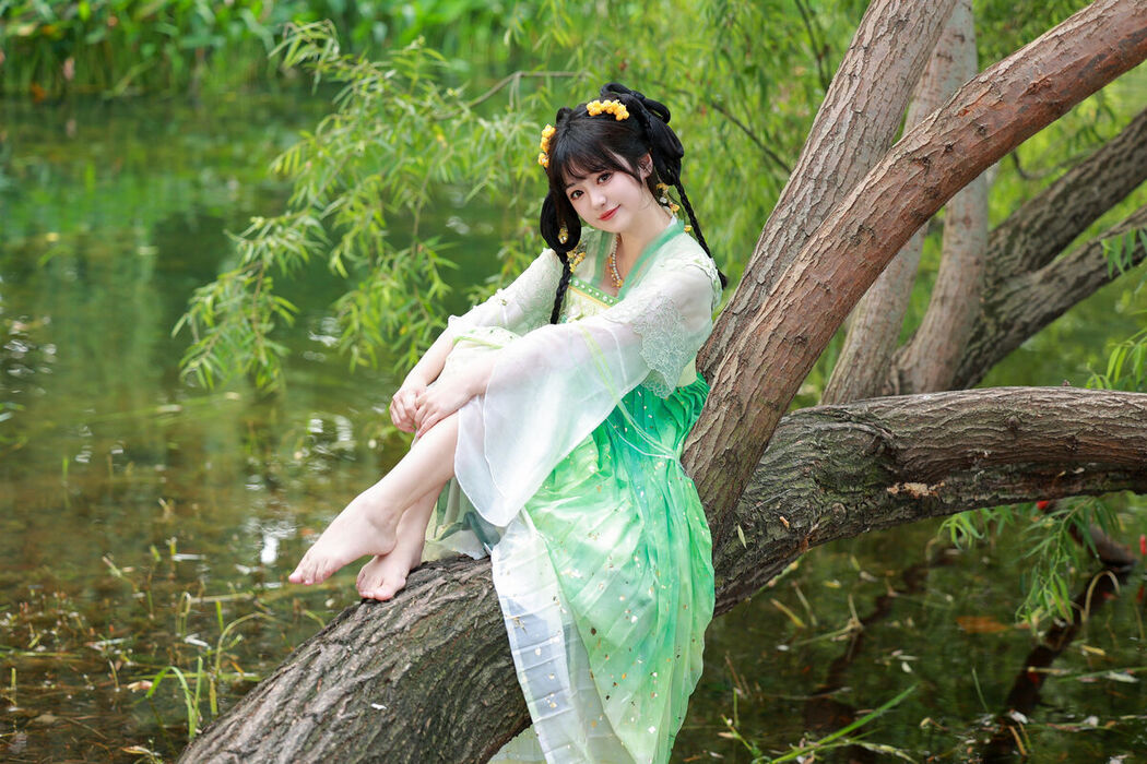 YiTuYu艺图语 Vol.7421 Bu Ke Ai De He He Miao