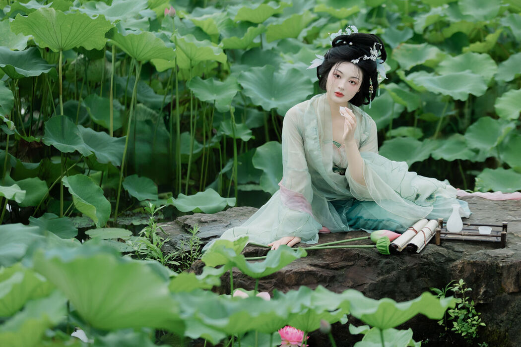 YiTuYu艺图语 Vol.7508 Zhuang Zi Qing