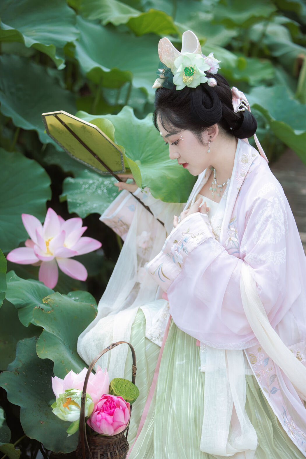 YiTuYu艺图语 Vol.7380 Shen Shi Si