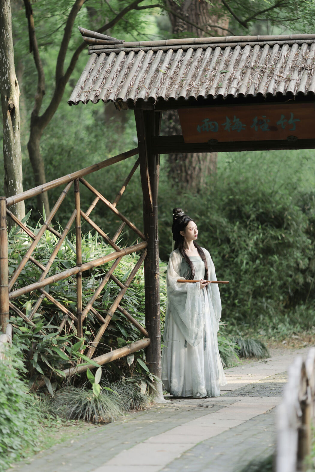 YiTuYu艺图语 Vol.7352 Xiao Yang Ai Gan Fan