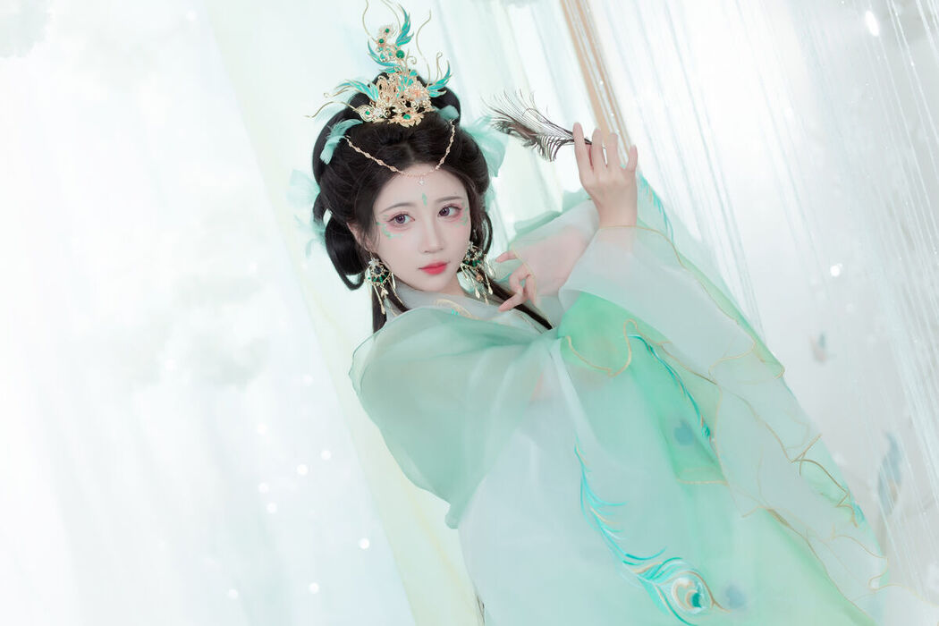 YiTuYu艺图语 Vol.7451 Qi Luo Sheng De Xiao Su Su