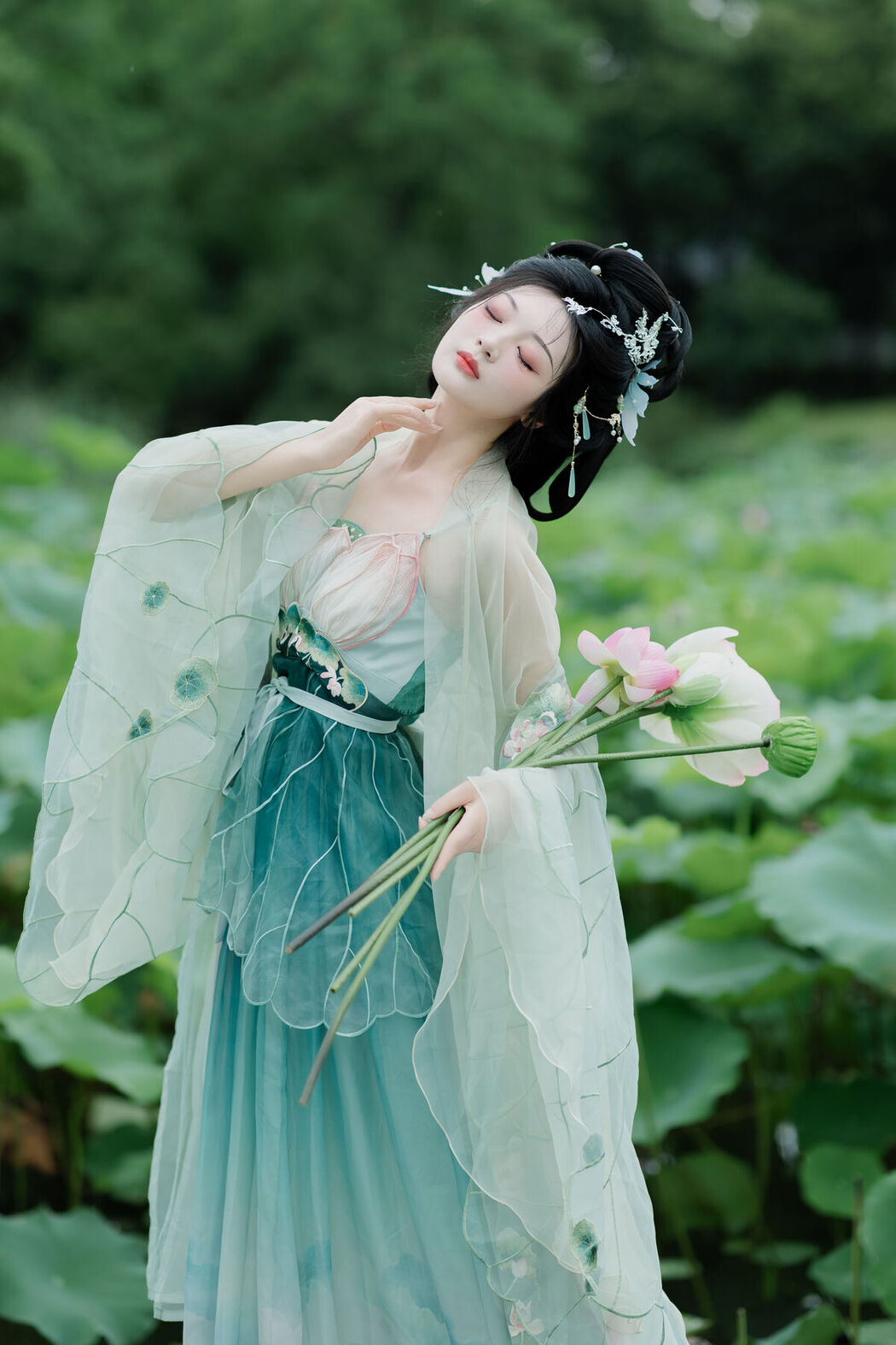 YiTuYu艺图语 Vol.7508 Zhuang Zi Qing