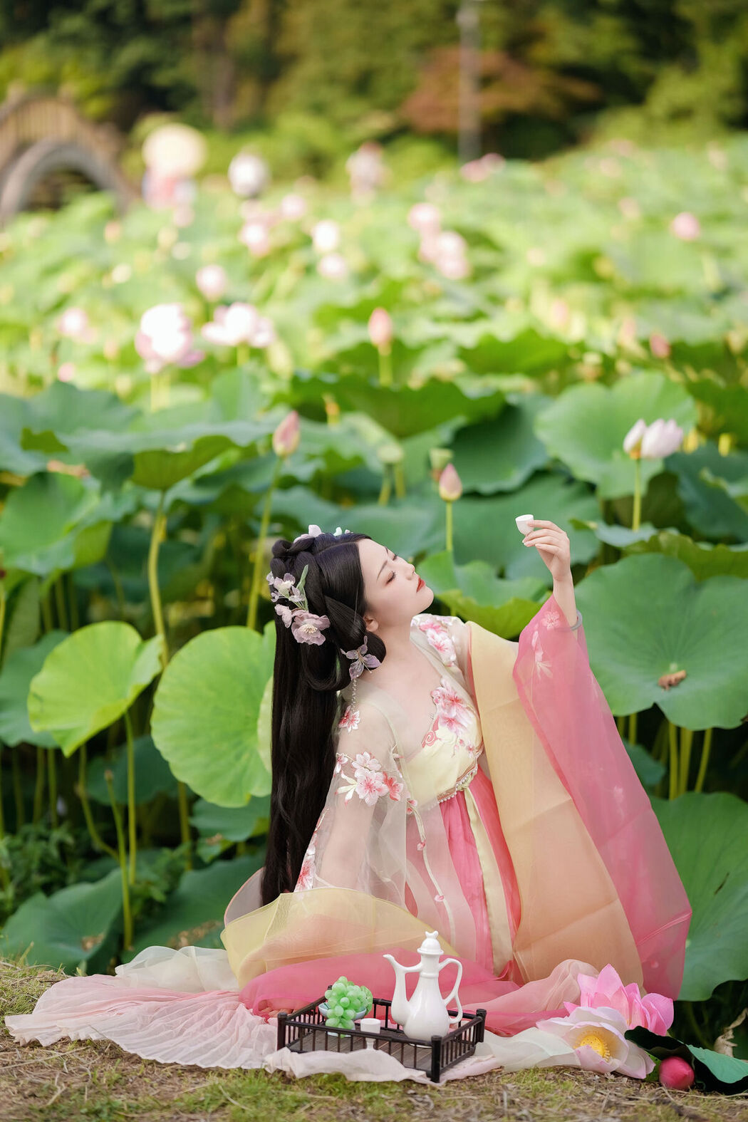 YiTuYu艺图语 Vol.7409 Yu Xiao Li Lili
