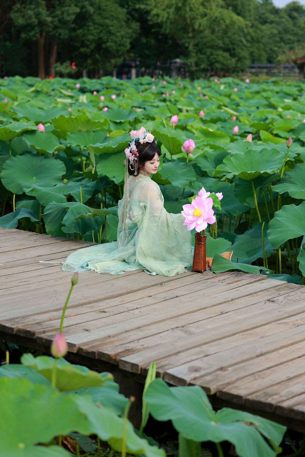 YiTuYu艺图语 Vol.7407 Bu Ke Ai De He He Miao