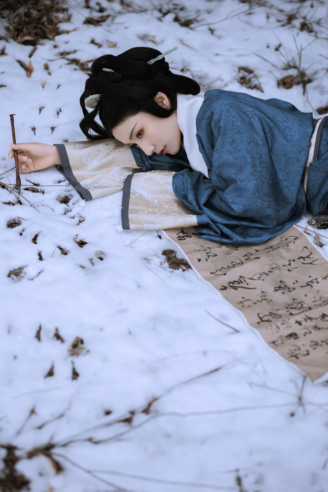 YiTuYu艺图语 Vol.7431 Zhi Yu Qian Deng