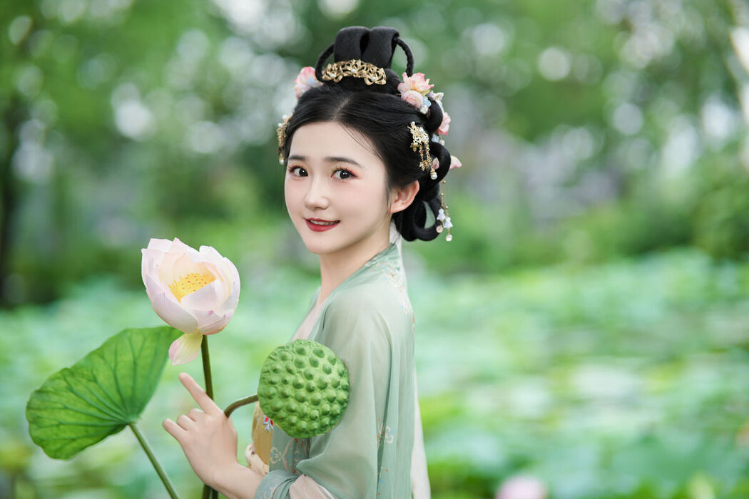 YiTuYu艺图语 Vol.7529 Dan Gao De Dan Dan