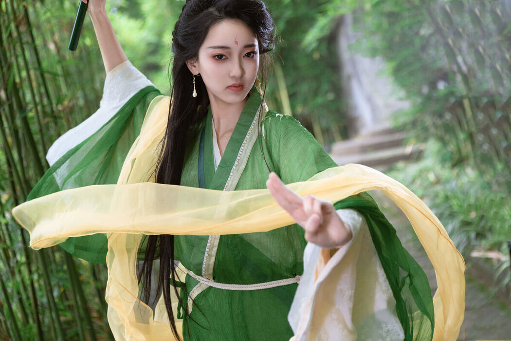 YiTuYu艺图语 Vol.7441 Leng Ku Wang Ye