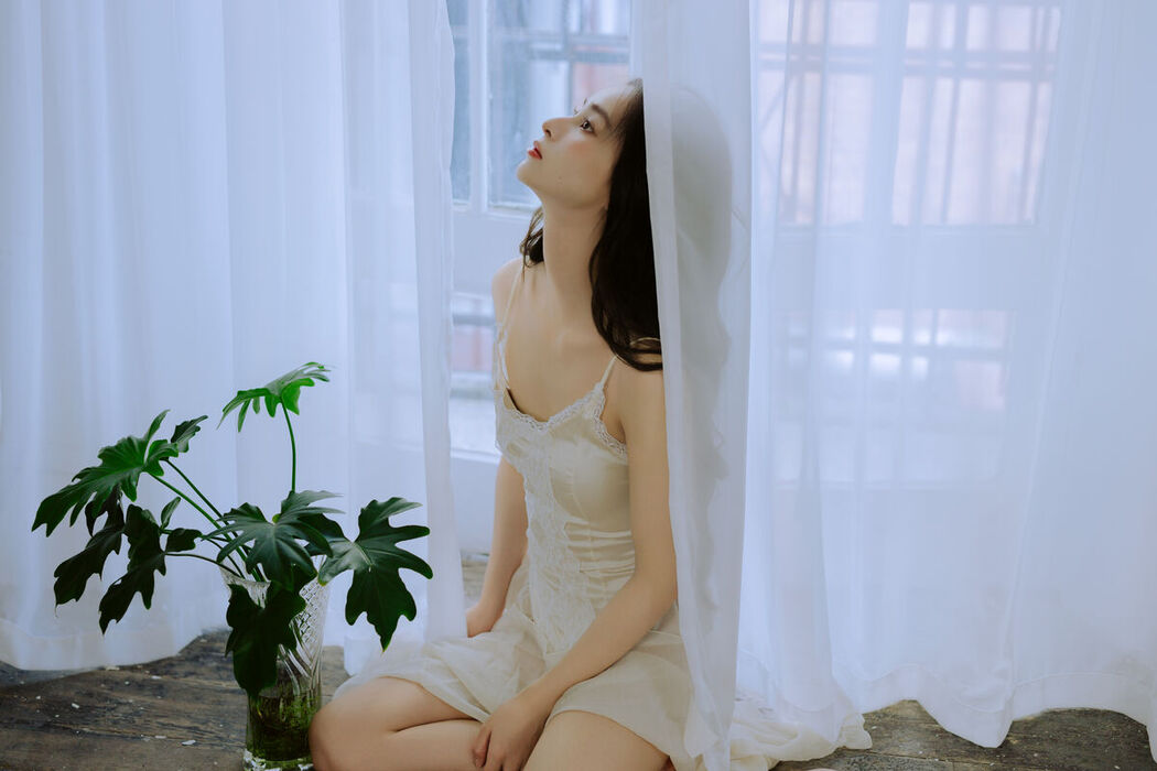 YiTuYu艺图语 Vol.7516 Xiao Jie