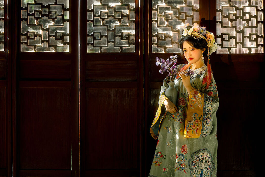 YiTuYu艺图语 Vol.7346 Yue Yue Er Yu Shi