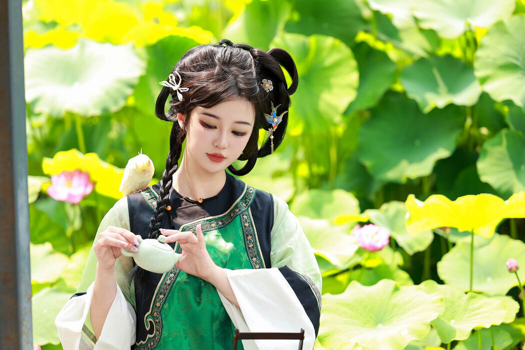 YiTuYu艺图语 Vol.7399 Bu Ke Ai De He He Miao