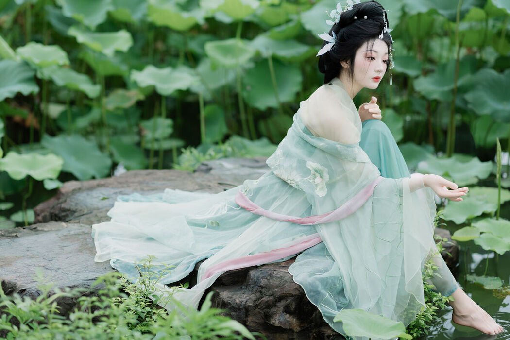 YiTuYu艺图语 Vol.7508 Zhuang Zi Qing