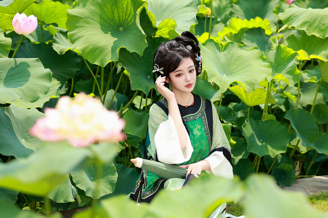 YiTuYu艺图语 Vol.7399 Bu Ke Ai De He He Miao
