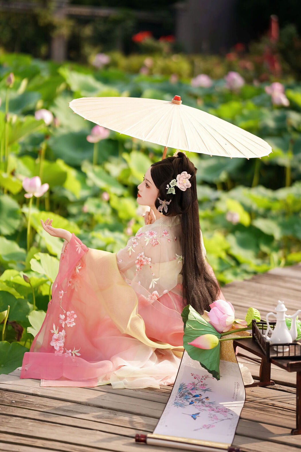 YiTuYu艺图语 Vol.7409 Yu Xiao Li Lili