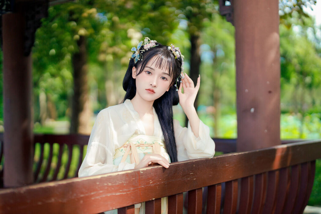 YiTuYu艺图语 Vol.7423 Xiao Xiao Yu