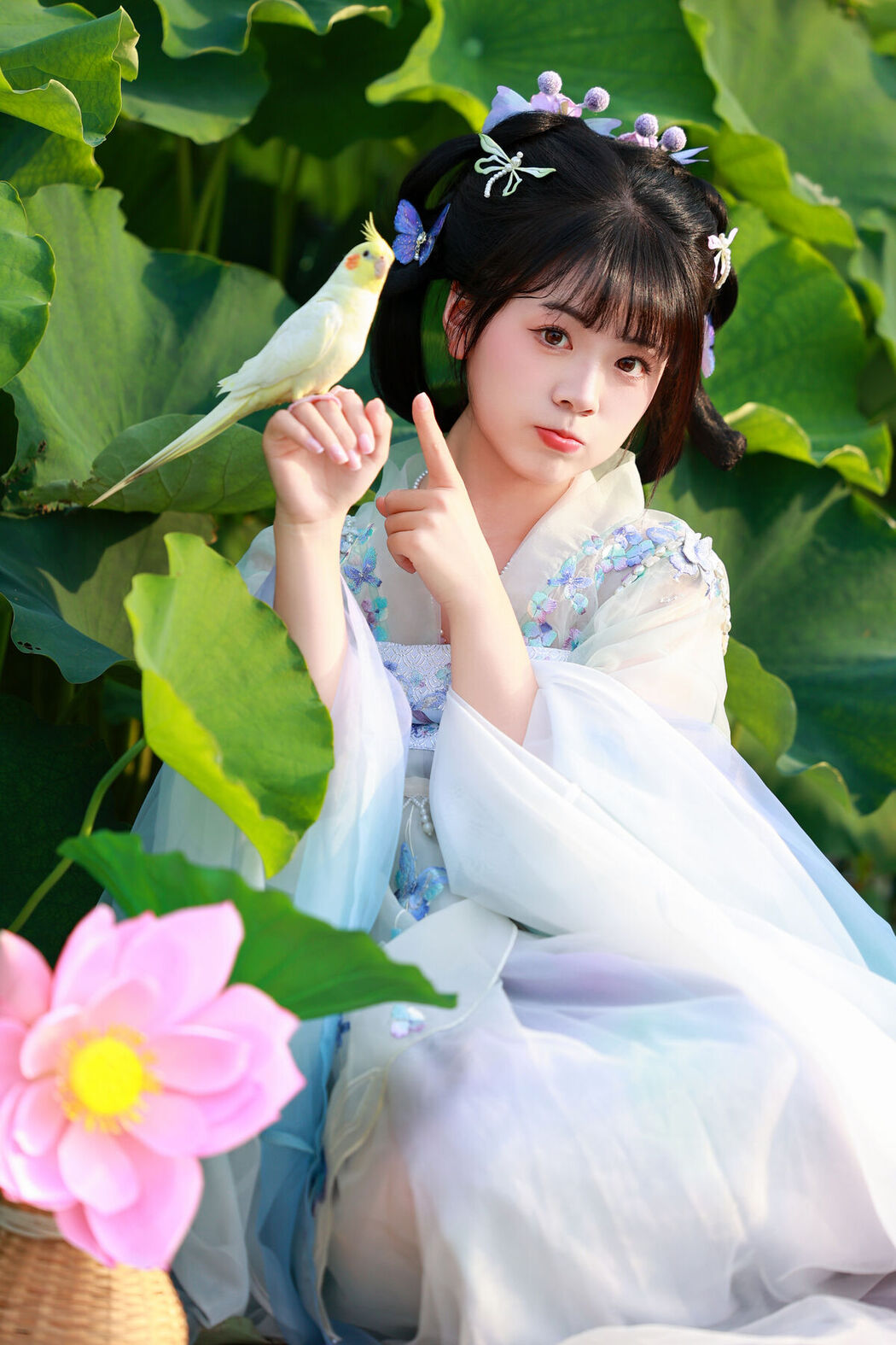 YiTuYu艺图语 Vol.7404 Yi Ming
