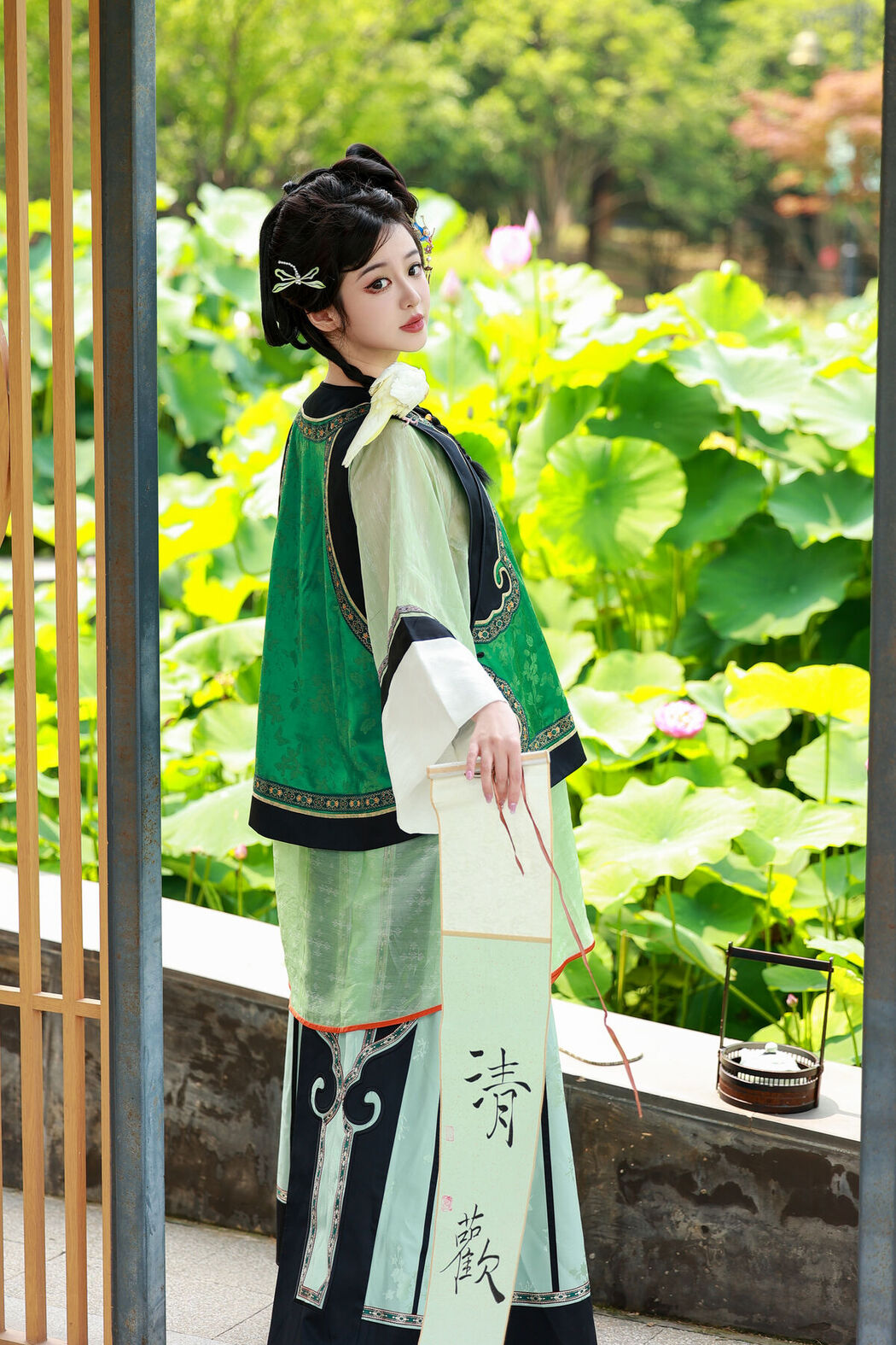 YiTuYu艺图语 Vol.7399 Bu Ke Ai De He He Miao