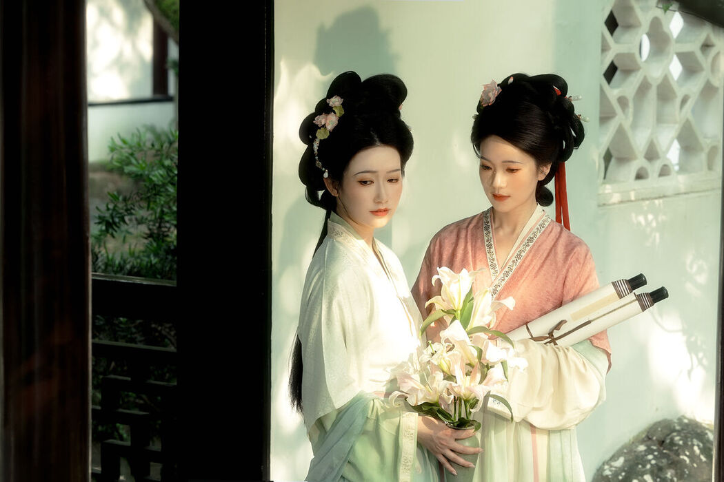 YiTuYu艺图语 Vol.7483 Yu Qing