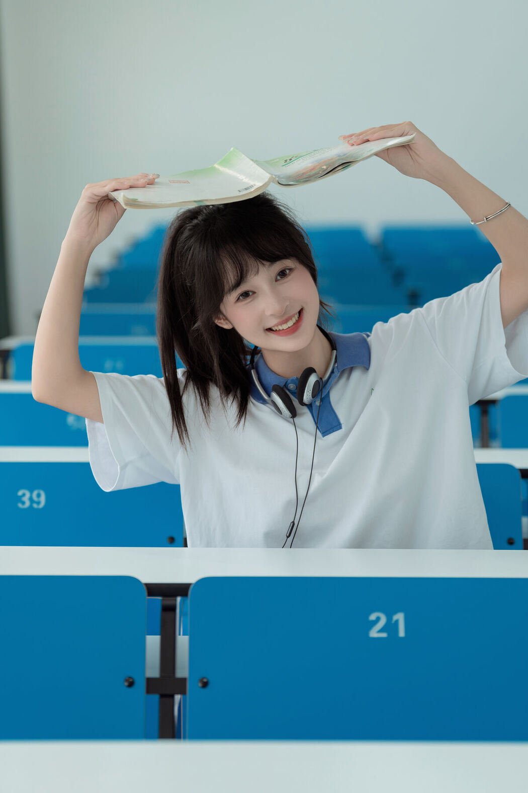 YiTuYu艺图语 Vol.7434 Xia Yu Xiao Nian