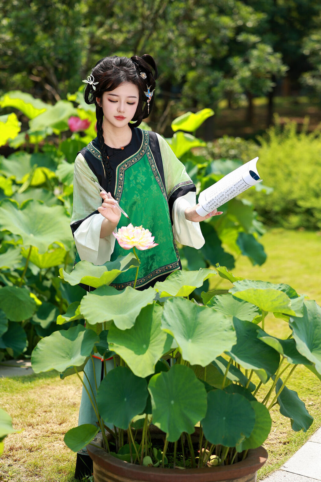 YiTuYu艺图语 Vol.7399 Bu Ke Ai De He He Miao