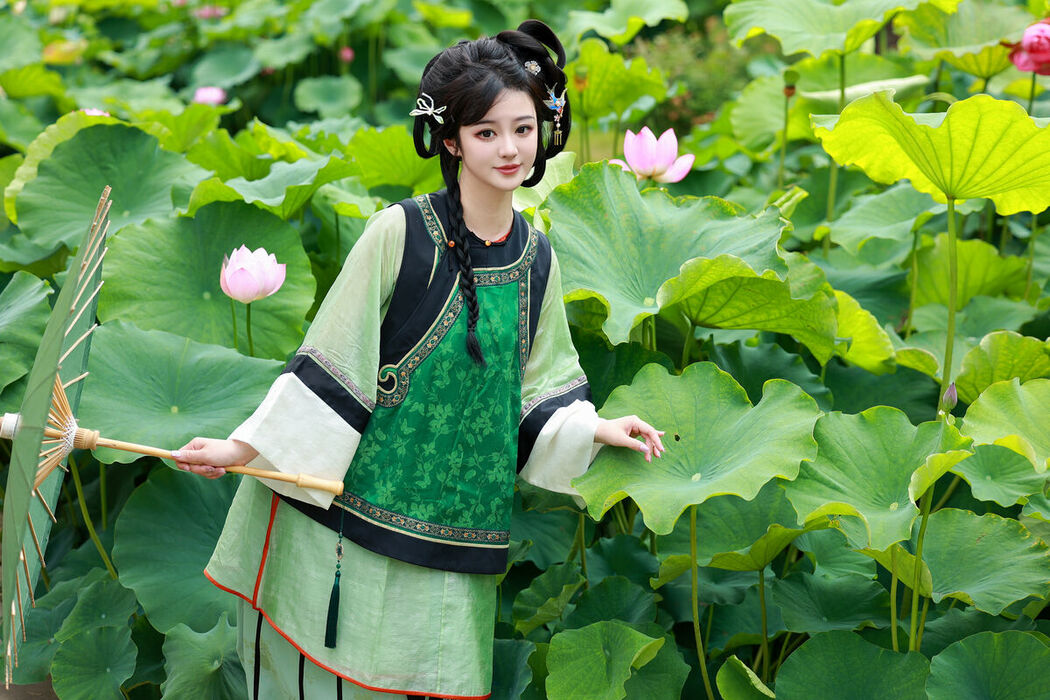 YiTuYu艺图语 Vol.7399 Bu Ke Ai De He He Miao