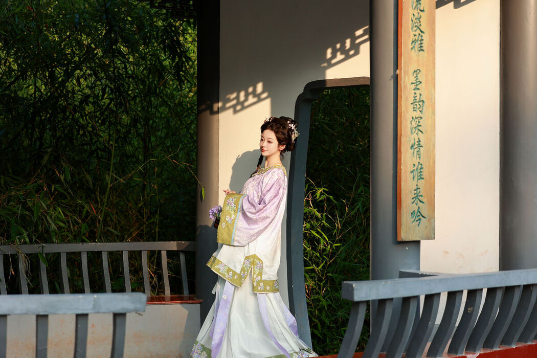 YiTuYu艺图语 Vol.7391 Bu Ke Ai De He He Miao