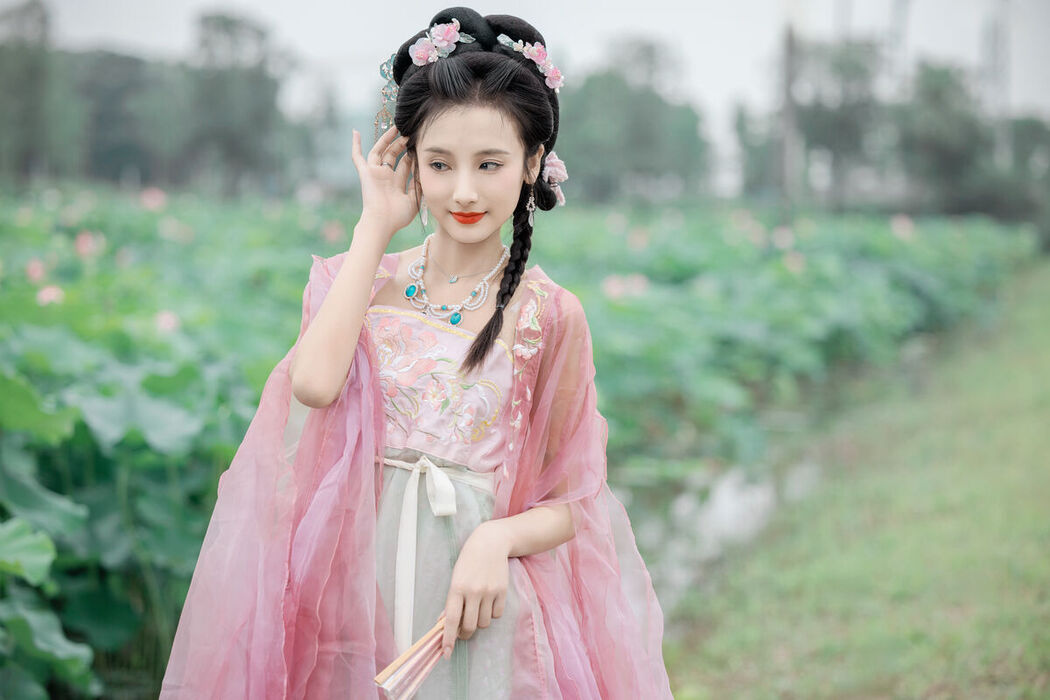 YiTuYu艺图语 Vol.7351 Elsa