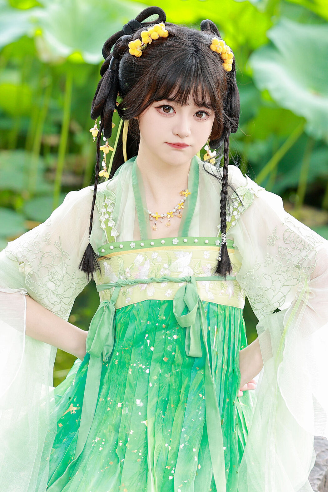 YiTuYu艺图语 Vol.7421 Bu Ke Ai De He He Miao Cover Photo