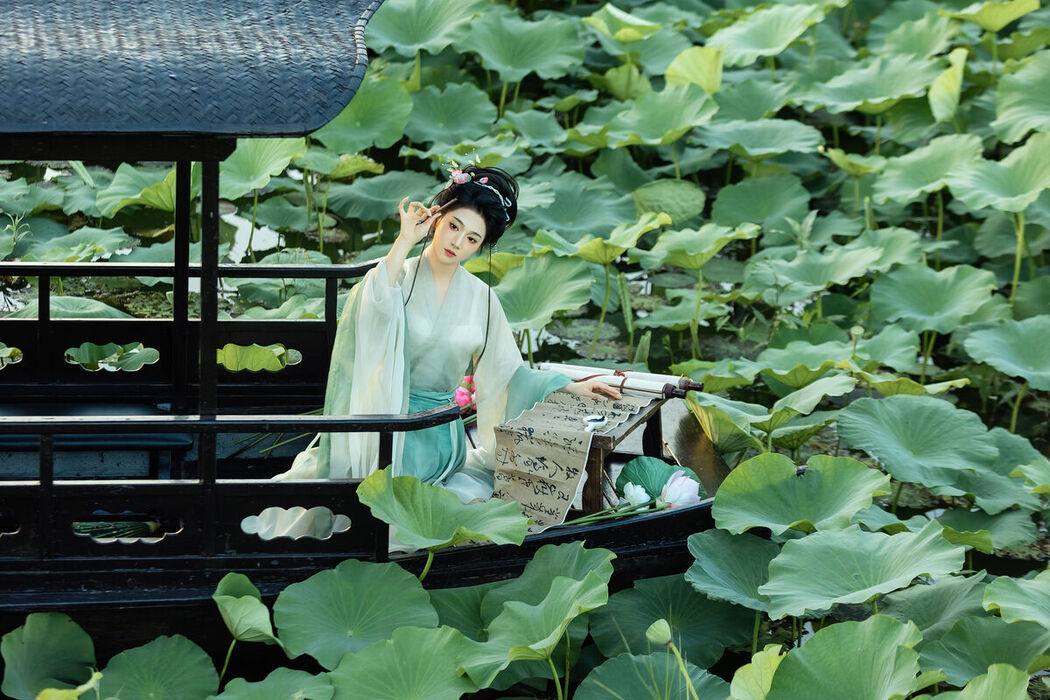 YiTuYu艺图语 Vol.7476 La Tu Tou