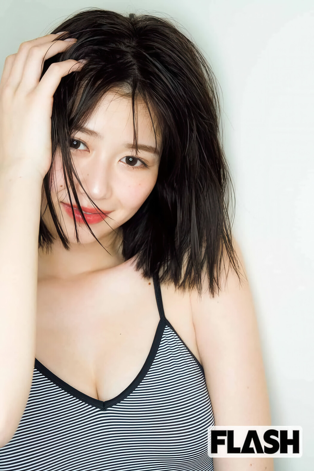 Yuzuha Saeki 冴木柚葉, FLASH 2025.06.17 (フラッシュ 2025年6月17日号)