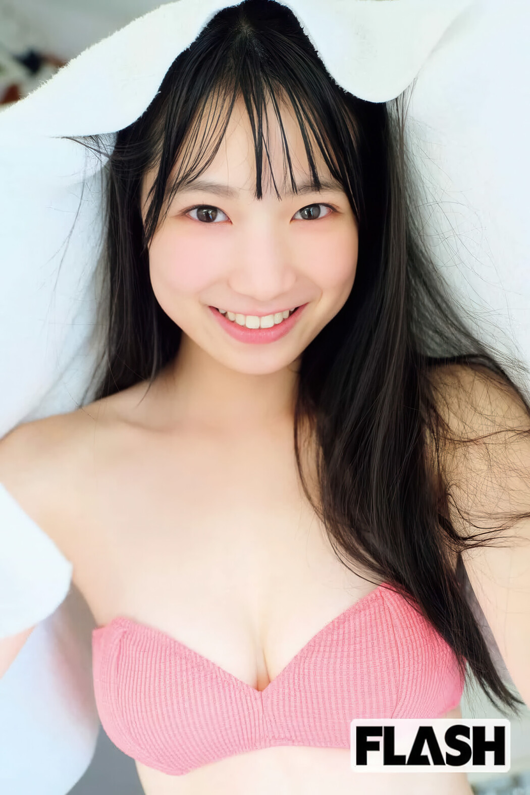 Shiori Momota 百田汐里, FLASH 2025.06.17 (フラッシュ 2025年6月17日号)