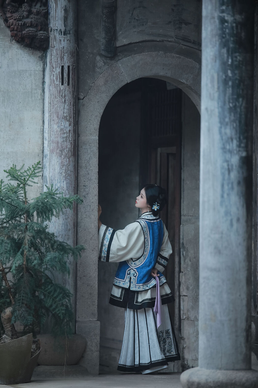 YiTuYu艺图语 Vol.7548 He Xiang Gu