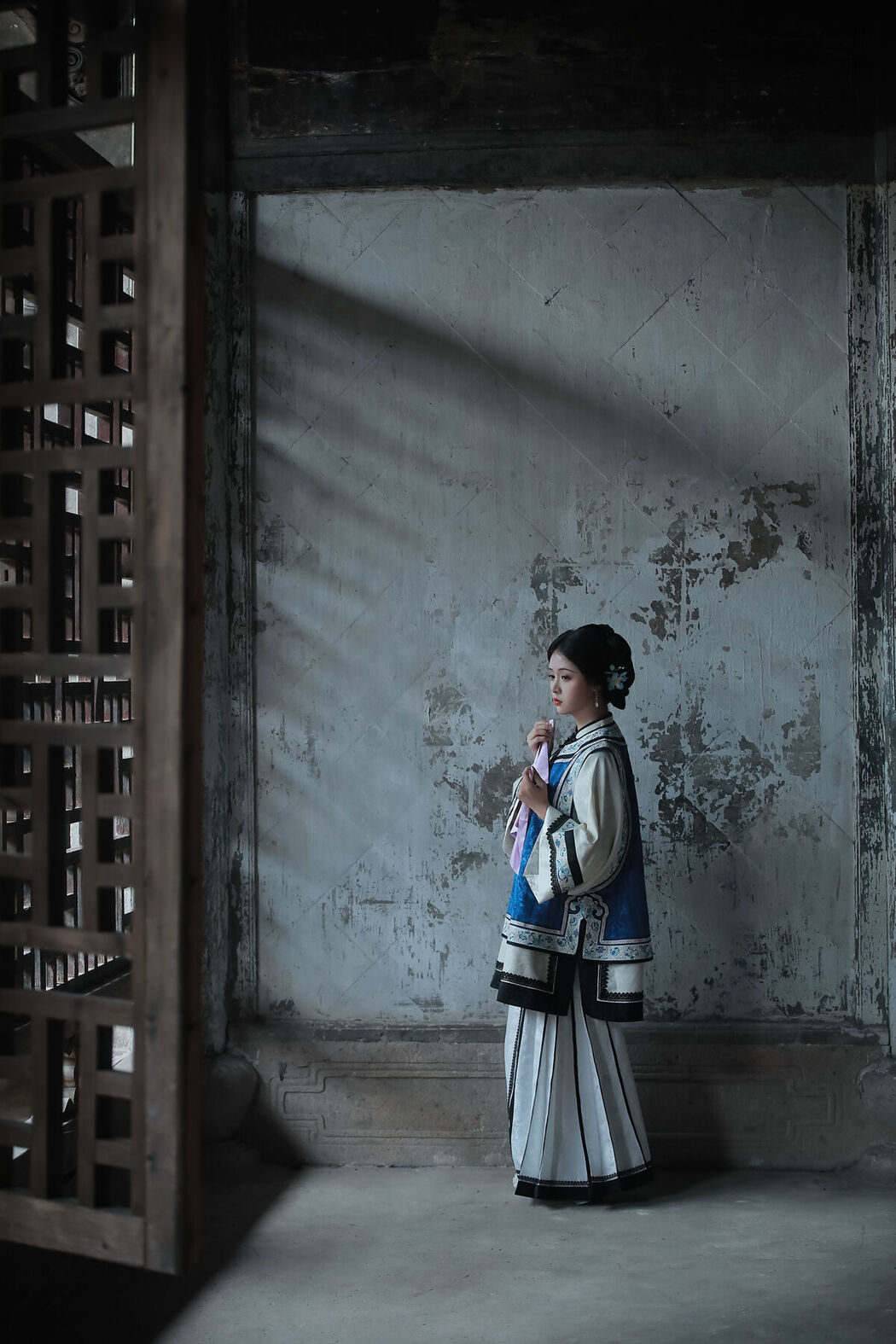 YiTuYu艺图语 Vol.7548 He Xiang Gu