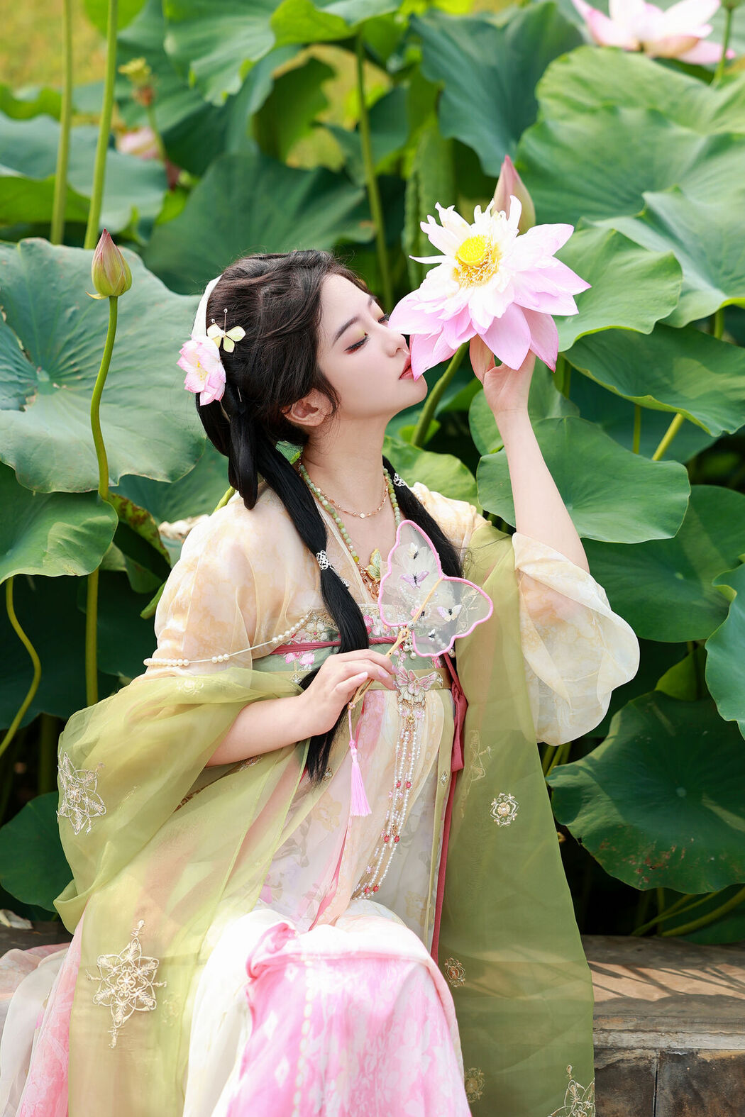 YiTuYu艺图语 Vol.7542 Bu Ke Ai De He He Miao