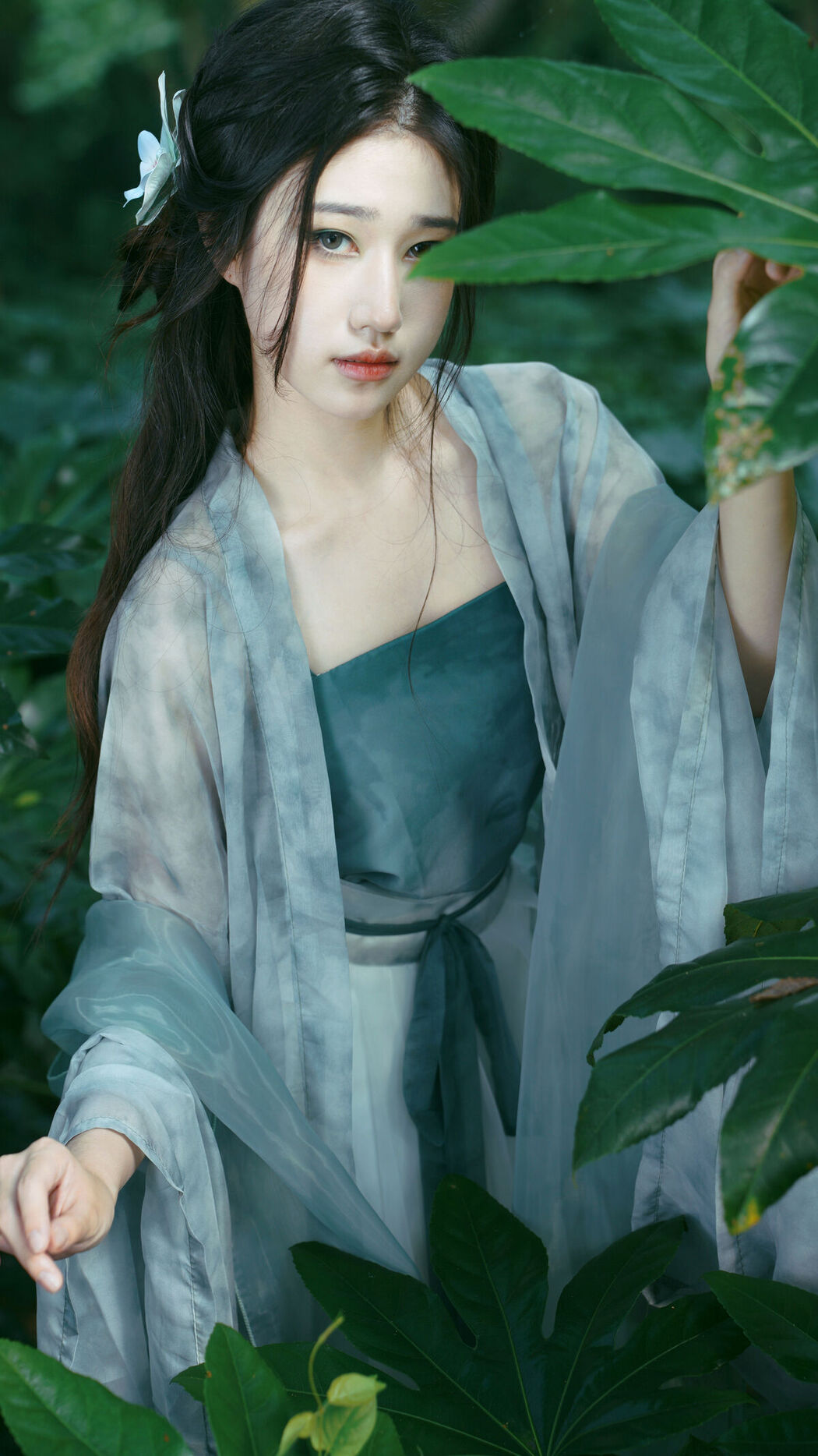 YiTuYu艺图语 Vol.7533 Zang Yi Tong