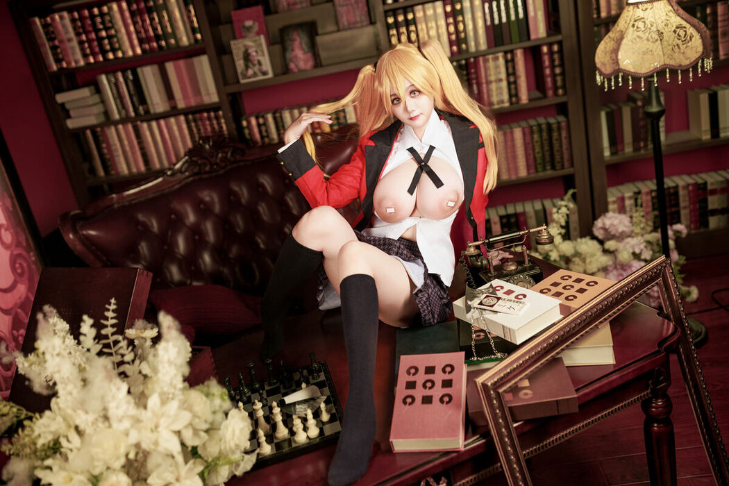 Coser@阿雪雪 – 狂赌之渊 早乙女芽亚里 制服 (90P)