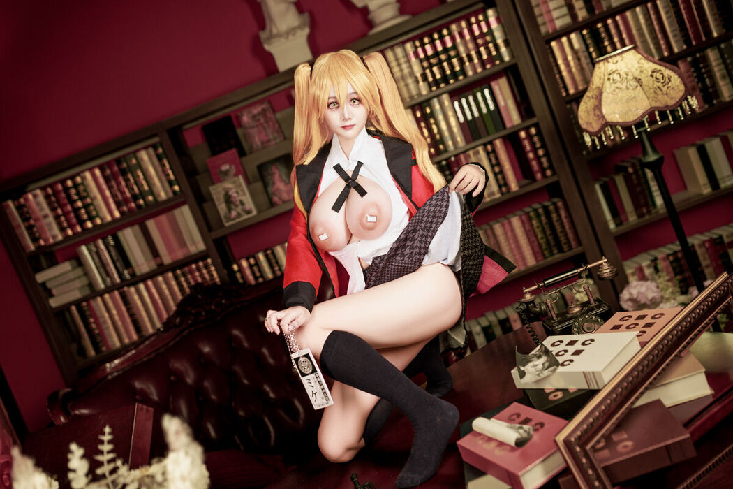 Coser@阿雪雪 – 狂赌之渊 早乙女芽亚里 制服 (90P)