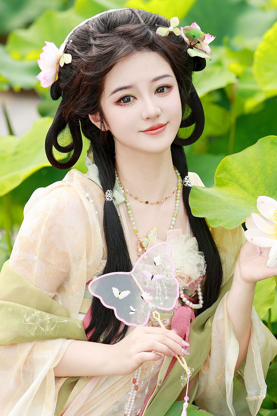 YiTuYu艺图语 Vol.7542 Bu Ke Ai De He He Miao Cover Photo