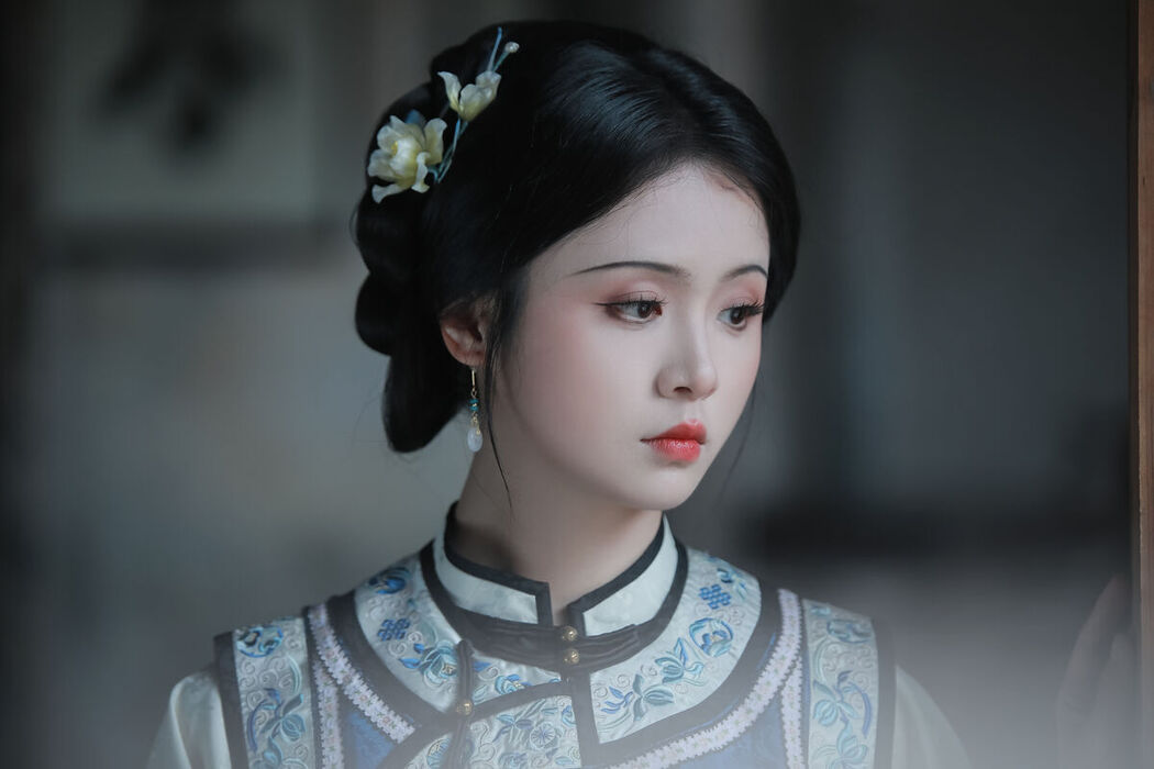 YiTuYu艺图语 Vol.7548 He Xiang Gu