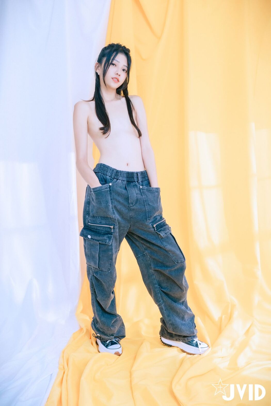 JVID Yan Yan 妍妍 Angel &#8211; 網拍模特兒の淺規則－妍妍 遭射淫師脅迫脫衣強拍裸照 配合度太高反而引起射淫師邪念 Part02 (61P)