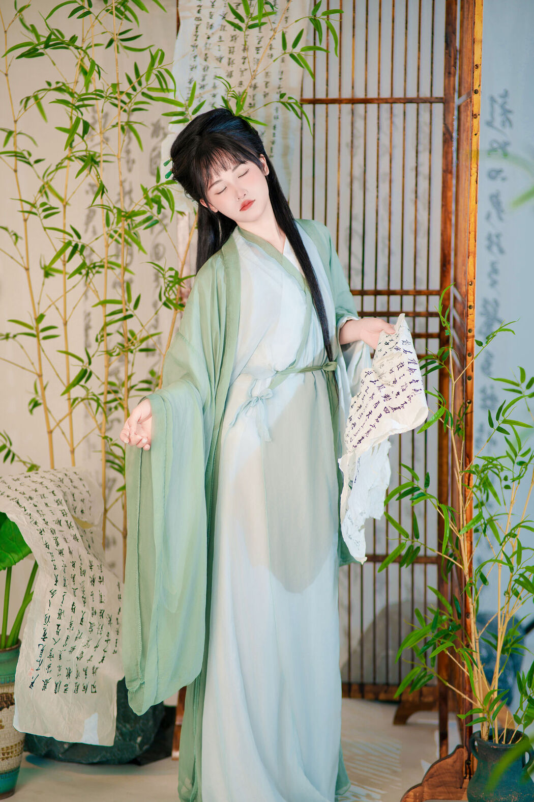 YiTuYu艺图语 Vol.7541 Xiao Xiao Yu