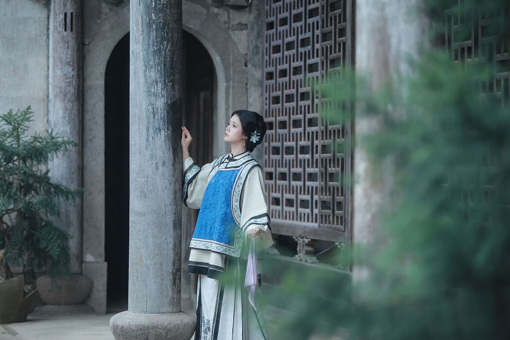 YiTuYu艺图语 Vol.7548 He Xiang Gu