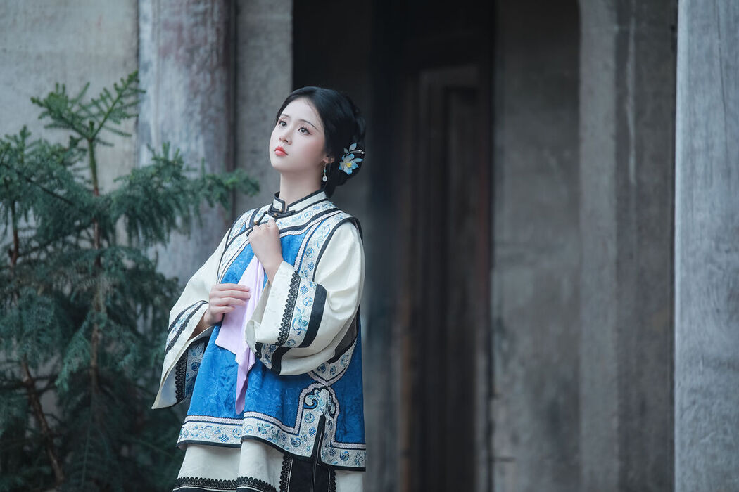 YiTuYu艺图语 Vol.7548 He Xiang Gu