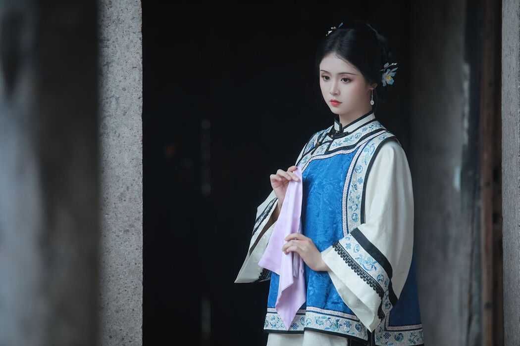 YiTuYu艺图语 Vol.7548 He Xiang Gu