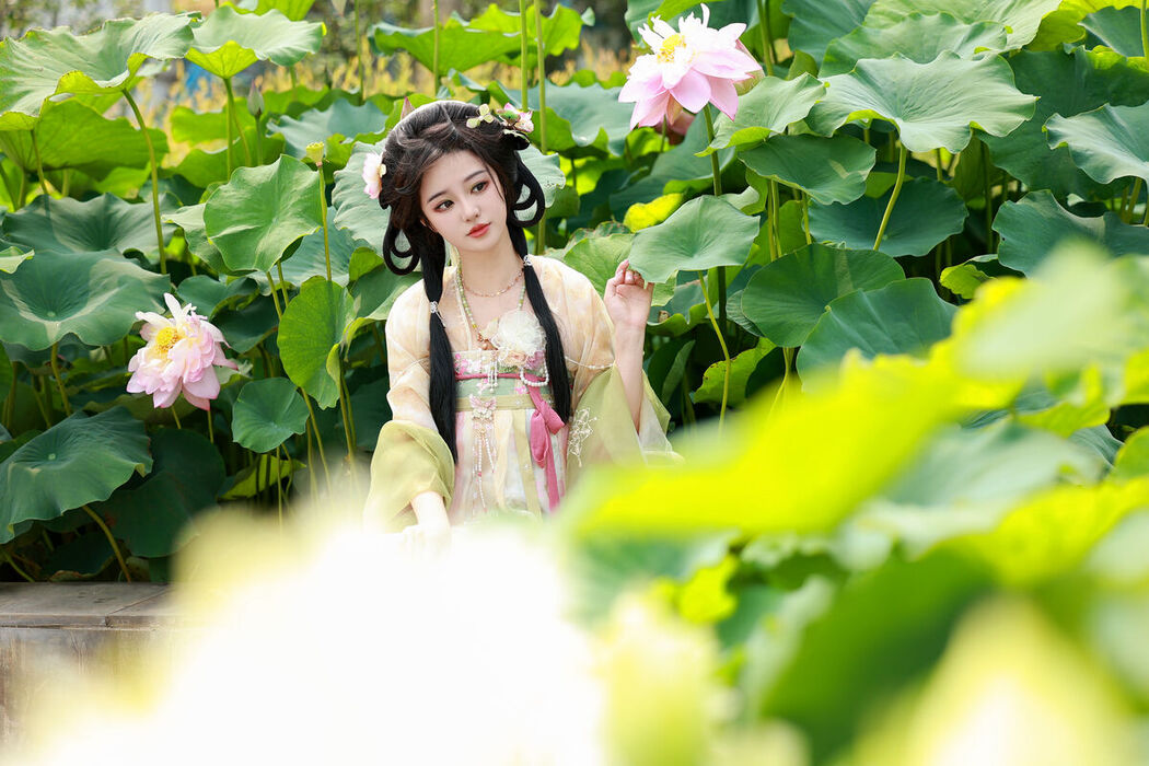 YiTuYu艺图语 Vol.7542 Bu Ke Ai De He He Miao