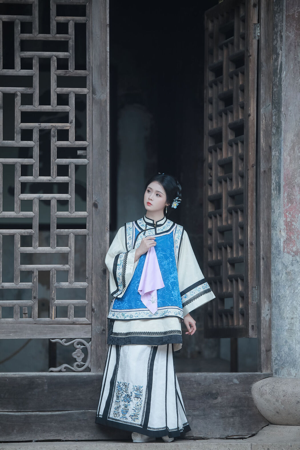 YiTuYu艺图语 Vol.7548 He Xiang Gu