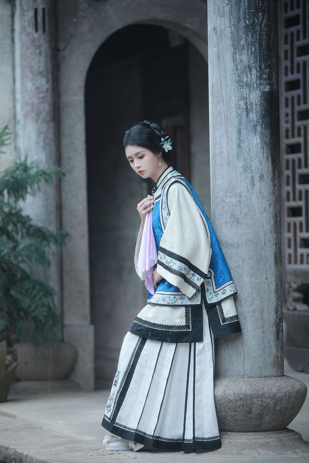 YiTuYu艺图语 Vol.7548 He Xiang Gu