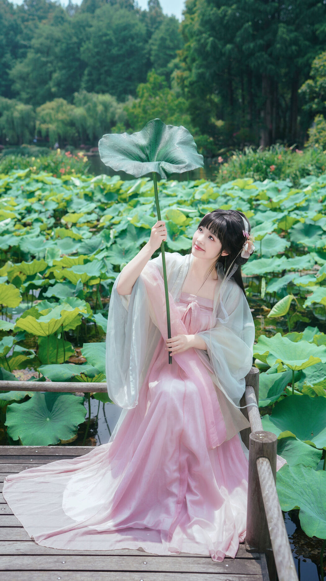 YiTuYu艺图语 Vol.7561 Yu Kimi