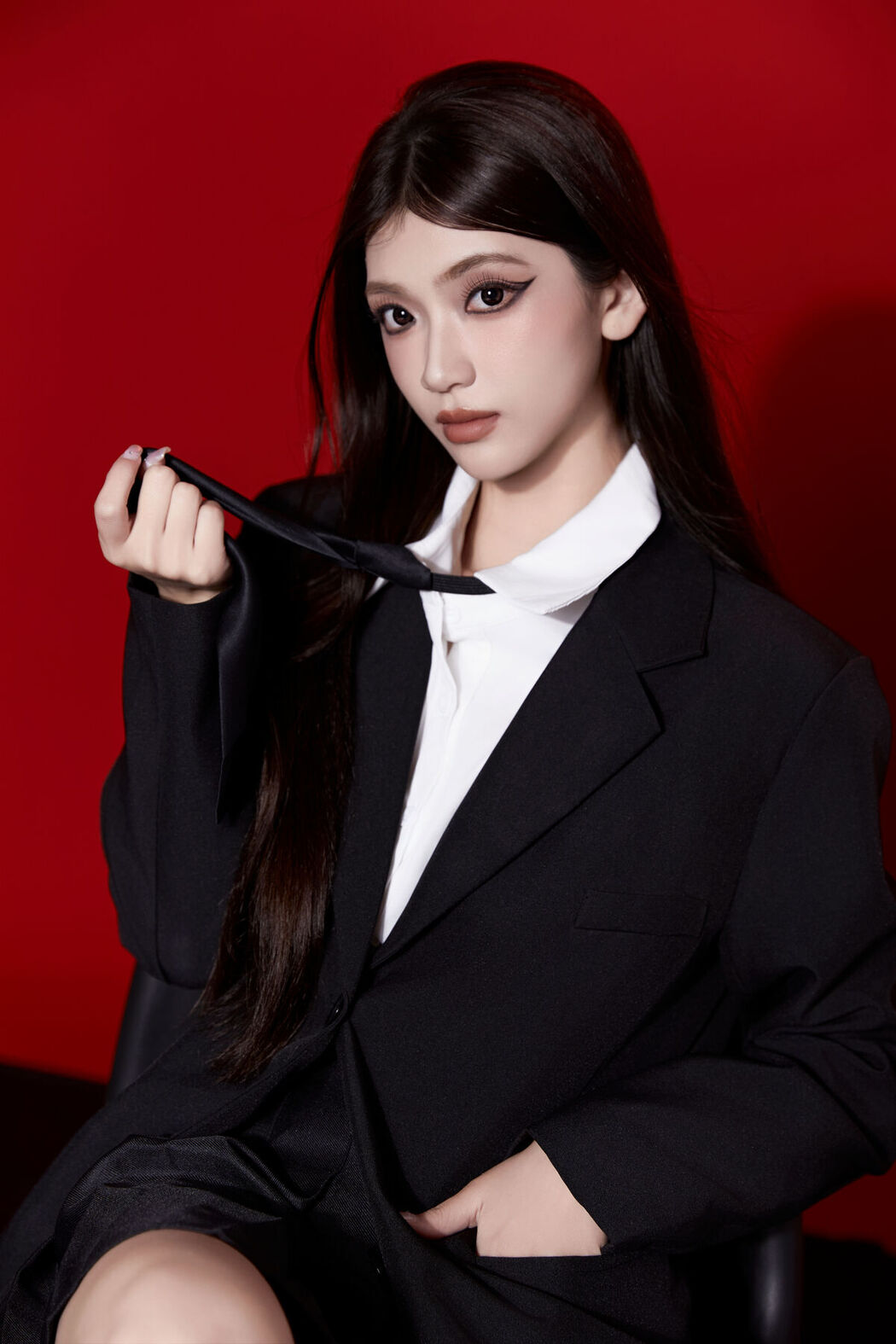 YiTuYu艺图语 Vol.7626 Ke Ai Ya Ya Zi